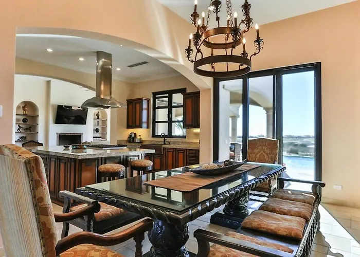 Diamante Cabo-family-friends-golf-relax * Cabo San Lucas